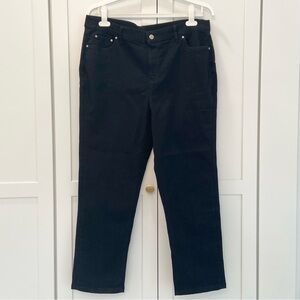 D & Co Signature Black Straight Leg Ankle Jeans 18P NWOT waist:19.5 inseam:27.5”